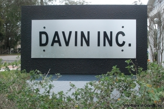 davin-inc-close-letters